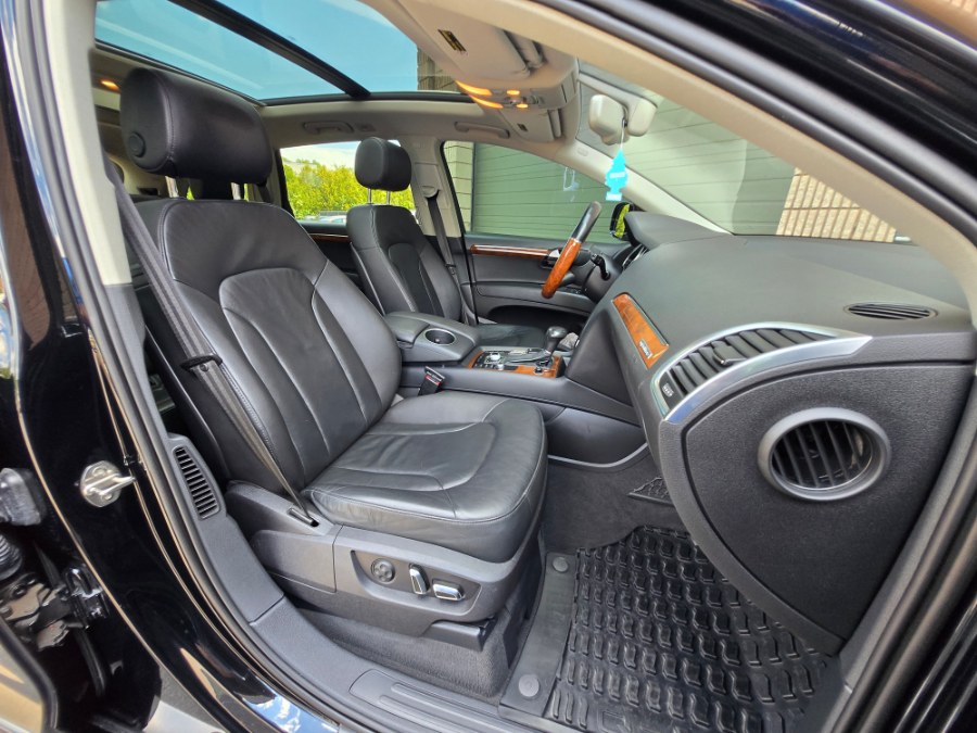 2015 Audi Q7 quattro 4dr 3.0L TDI Premium Plus, available for sale in Bristol, Connecticut | Dealmax Motors LLC. Bristol, Connecticut 2015 Audi Q7 quattro 4dr 3.0L TDI Premium Plus, available for sale in Bristol, Connecticut | Dealmax Motors LLC. Bristol, Connecticut