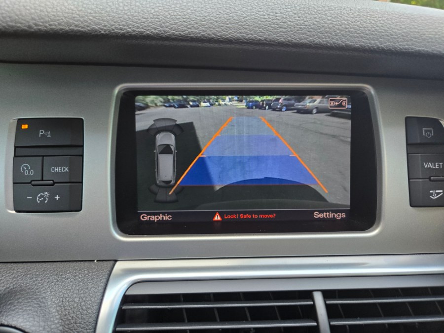2015 Audi Q7 quattro 4dr 3.0L TDI Premium Plus, available for sale in Bristol, Connecticut | Dealmax Motors LLC. Bristol, Connecticut 2015 Audi Q7 quattro 4dr 3.0L TDI Premium Plus, available for sale in Bristol, Connecticut | Dealmax Motors LLC. Bristol, Connecticut