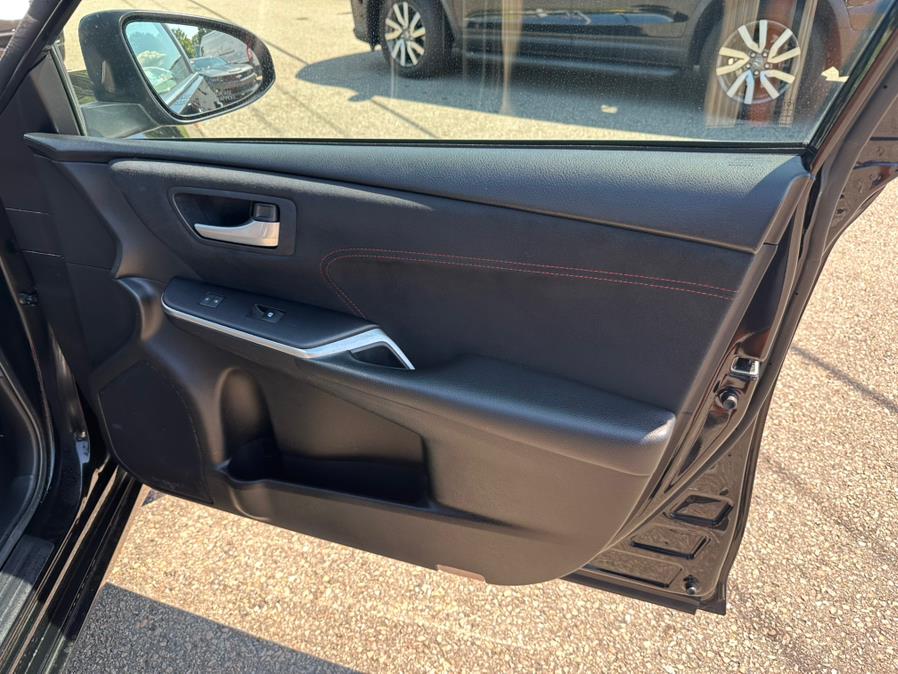 2016 Toyota Camry 4dr Sdn I4 Auto LE (Natl), available for sale in South Windsor, Connecticut | Mike And Tony Auto Sales, Inc. South Windsor, Connecticut 2016 Toyota Camry 4dr Sdn I4 Auto LE (Natl), available for sale in South Windsor, Connecticut | Mike And Tony Auto Sales, Inc. South Windsor, Connecticut