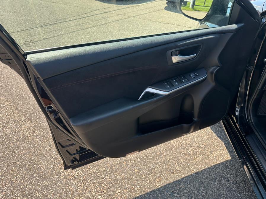 2016 Toyota Camry 4dr Sdn I4 Auto LE (Natl), available for sale in South Windsor, Connecticut | Mike And Tony Auto Sales, Inc. South Windsor, Connecticut 2016 Toyota Camry 4dr Sdn I4 Auto LE (Natl), available for sale in South Windsor, Connecticut | Mike And Tony Auto Sales, Inc. South Windsor, Connecticut