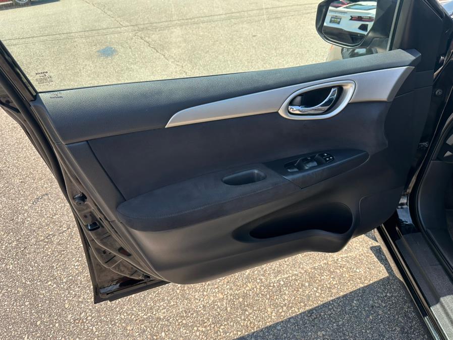 2013 Nissan Sentra 4dr Sdn I4 CVT SR, available for sale in South Windsor, Connecticut | Mike And Tony Auto Sales, Inc. South Windsor, Connecticut 2013 Nissan Sentra 4dr Sdn I4 CVT SR, available for sale in South Windsor, Connecticut | Mike And Tony Auto Sales, Inc. South Windsor, Connecticut