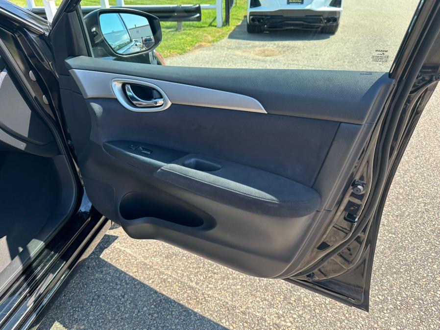 2013 Nissan Sentra 4dr Sdn I4 CVT SR, available for sale in South Windsor, Connecticut | Mike And Tony Auto Sales, Inc. South Windsor, Connecticut 2013 Nissan Sentra 4dr Sdn I4 CVT SR, available for sale in South Windsor, Connecticut | Mike And Tony Auto Sales, Inc. South Windsor, Connecticut