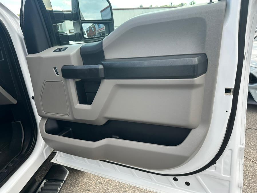 2019 Ford Super Duty F-350 SRW XL 4WD Crew Cab 8'' Box, available for sale in South Windsor, Connecticut | Mike And Tony Auto Sales, Inc. South Windsor, Connecticut 2019 Ford Super Duty F-350 SRW XL 4WD Crew Cab 8'' Box, available for sale in South Windsor, Connecticut | Mike And Tony Auto Sales, Inc. South Windsor, Connecticut
