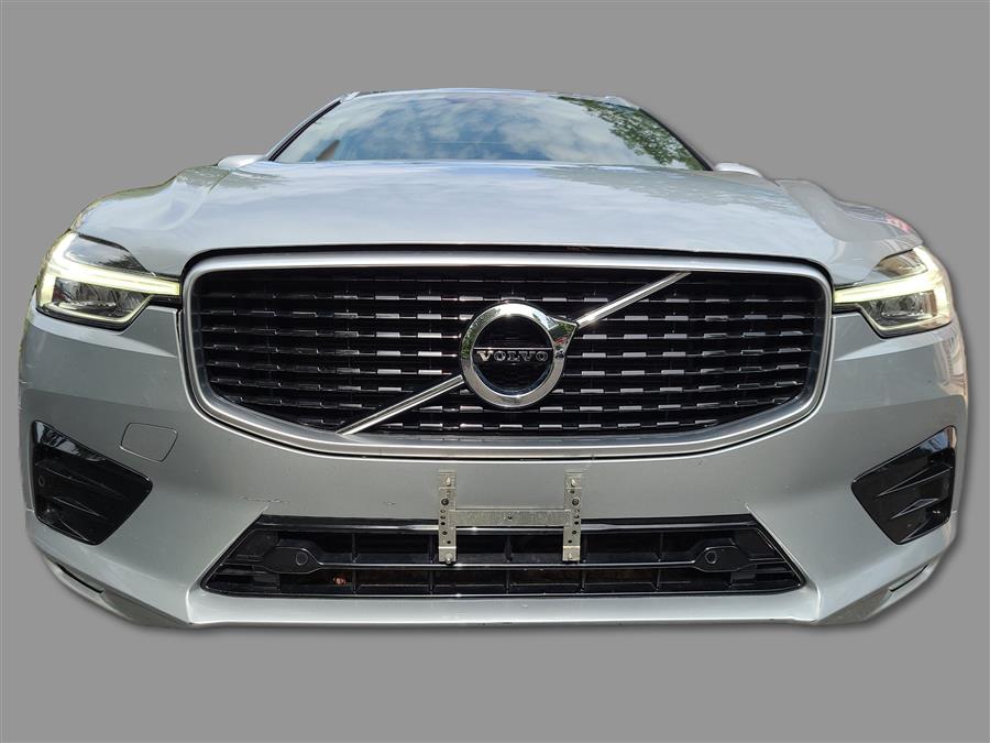2018 Volvo XC60 T5 R-Design photo 12