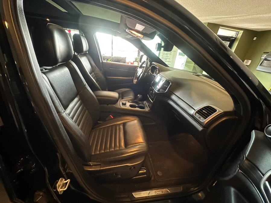2019 Jeep Grand Cherokee Limited 4x4, available for sale in West Hartford, Connecticut | AutoMax. West Hartford, Connecticut 2019 Jeep Grand Cherokee Limited 4x4, available for sale in West Hartford, Connecticut | AutoMax. West Hartford, Connecticut