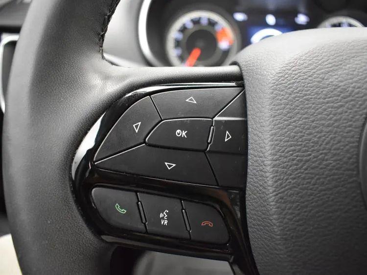 2023 Jeep Cherokee Altitude Lux Sport Utility 4D, available for sale in Irvington, New Jersey | NJ Used Cars Center. Irvington, New Jersey 2023 Jeep Cherokee Altitude Lux Sport Utility 4D, available for sale in Irvington, New Jersey | NJ Used Cars Center. Irvington, New Jersey