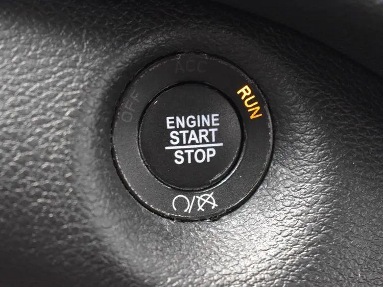 2023 Jeep Cherokee Altitude Lux Sport Utility 4D, available for sale in Irvington, New Jersey | NJ Used Cars Center. Irvington, New Jersey 2023 Jeep Cherokee Altitude Lux Sport Utility 4D, available for sale in Irvington, New Jersey | NJ Used Cars Center. Irvington, New Jersey