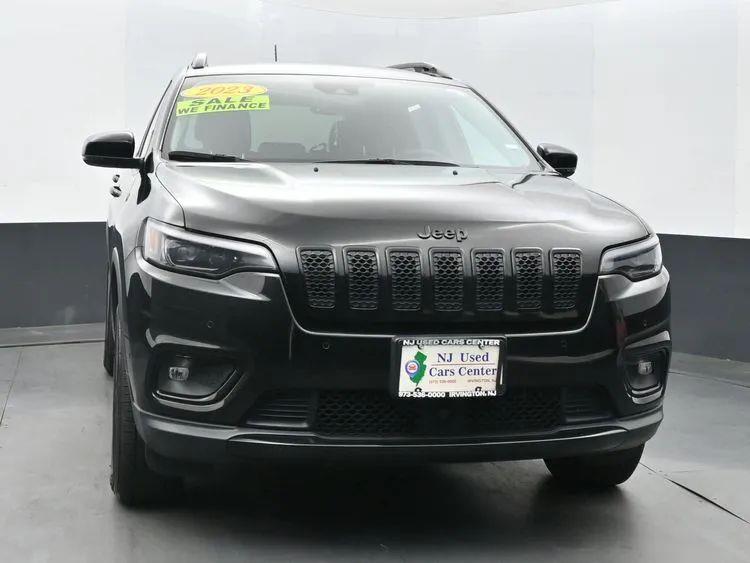 2023 Jeep Cherokee Altitude Lux Sport Utility 4D, available for sale in Irvington, New Jersey | NJ Used Cars Center. Irvington, New Jersey 2023 Jeep Cherokee Altitude Lux Sport Utility 4D, available for sale in Irvington, New Jersey | NJ Used Cars Center. Irvington, New Jersey