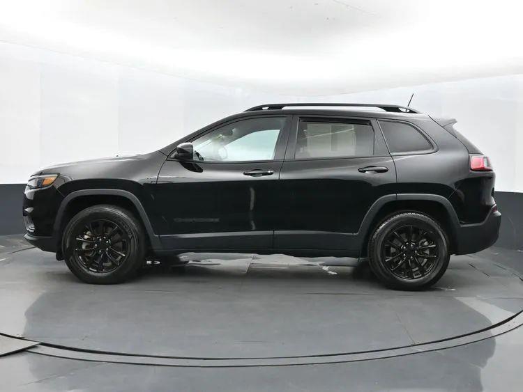 2023 Jeep Cherokee Altitude Lux Sport Utility 4D, available for sale in Irvington, New Jersey | NJ Used Cars Center. Irvington, New Jersey 2023 Jeep Cherokee Altitude Lux Sport Utility 4D, available for sale in Irvington, New Jersey | NJ Used Cars Center. Irvington, New Jersey