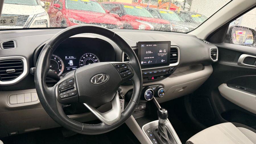 2022 Hyundai Venue SEL Sport Utility 4D, available for sale in Linden, New Jersey | Route 27 Auto Mall. Linden, New Jersey 2022 Hyundai Venue SEL Sport Utility 4D, available for sale in Linden, New Jersey | Route 27 Auto Mall. Linden, New Jersey