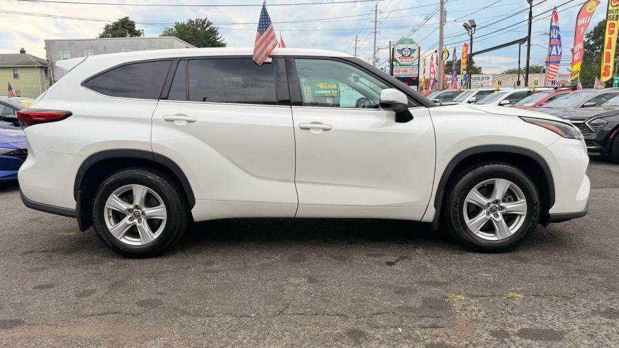 2021 Toyota Highlander LE Sport Utility 4D, available for sale in Linden, New Jersey | Route 27 Auto Mall. Linden, New Jersey 2021 Toyota Highlander LE Sport Utility 4D, available for sale in Linden, New Jersey | Route 27 Auto Mall. Linden, New Jersey