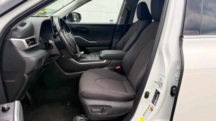 2021 Toyota Highlander LE Sport Utility 4D, available for sale in Linden, New Jersey | Route 27 Auto Mall. Linden, New Jersey 2021 Toyota Highlander LE Sport Utility 4D, available for sale in Linden, New Jersey | Route 27 Auto Mall. Linden, New Jersey