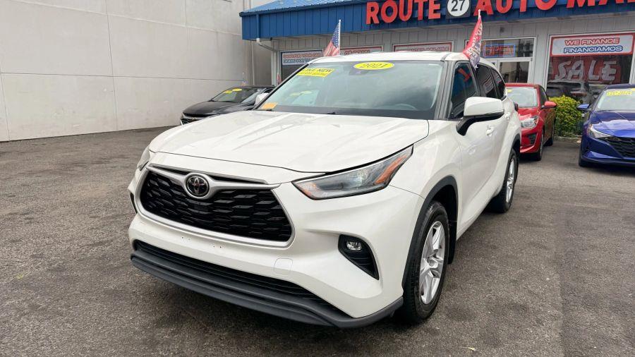 2021 Toyota Highlander LE Sport Utility 4D, available for sale in Linden, New Jersey | Route 27 Auto Mall. Linden, New Jersey 2021 Toyota Highlander LE Sport Utility 4D, available for sale in Linden, New Jersey | Route 27 Auto Mall. Linden, New Jersey