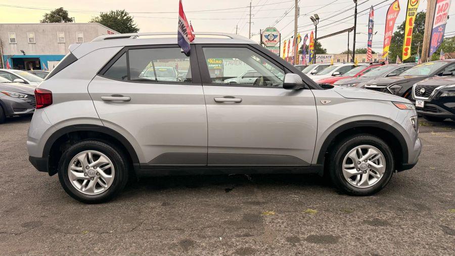 2020 Hyundai Venue SEL Sport Utility 4D, available for sale in Linden, New Jersey | Route 27 Auto Mall. Linden, New Jersey 2020 Hyundai Venue SEL Sport Utility 4D, available for sale in Linden, New Jersey | Route 27 Auto Mall. Linden, New Jersey