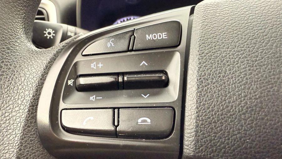 2020 Hyundai Venue SEL Sport Utility 4D, available for sale in Linden, New Jersey | Route 27 Auto Mall. Linden, New Jersey 2020 Hyundai Venue SEL Sport Utility 4D, available for sale in Linden, New Jersey | Route 27 Auto Mall. Linden, New Jersey