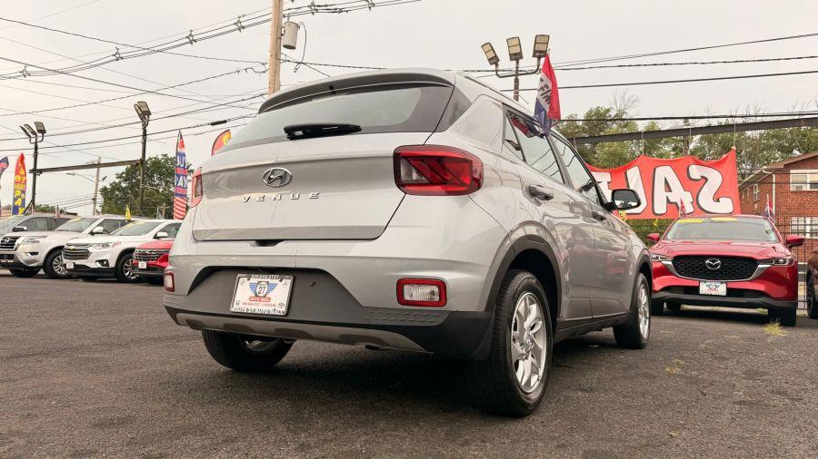 2020 Hyundai Venue SEL Sport Utility 4D, available for sale in Linden, New Jersey | Route 27 Auto Mall. Linden, New Jersey 2020 Hyundai Venue SEL Sport Utility 4D, available for sale in Linden, New Jersey | Route 27 Auto Mall. Linden, New Jersey