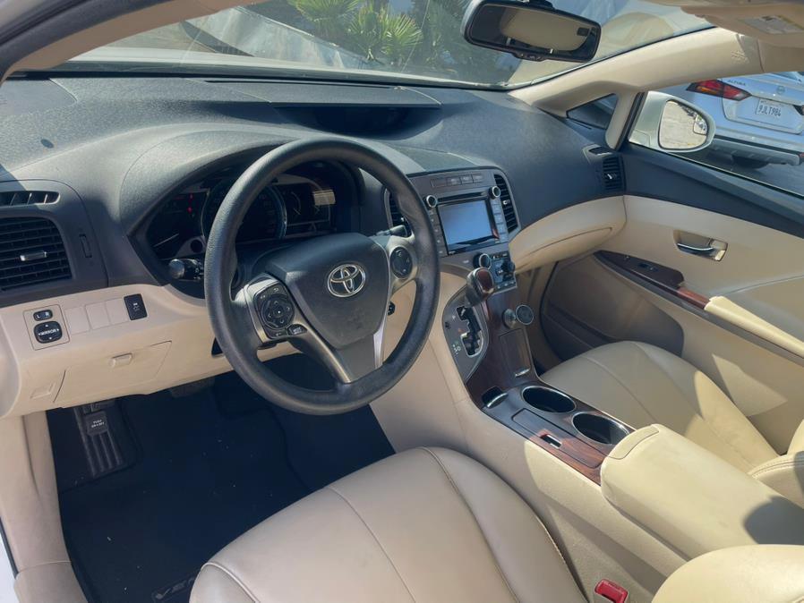 2015 Toyota Venza 4dr Wgn I4 FWD LE (Natl), available for sale in Hawaiian Gardens, California | Luxe Motors. Hawaiian Gardens, California 2015 Toyota Venza 4dr Wgn I4 FWD LE (Natl), available for sale in Hawaiian Gardens, California | Luxe Motors. Hawaiian Gardens, California