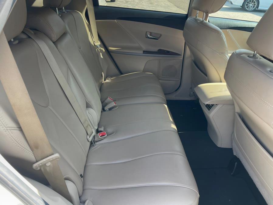 2015 Toyota Venza 4dr Wgn I4 FWD LE (Natl), available for sale in Hawaiian Gardens, California | Luxe Motors. Hawaiian Gardens, California 2015 Toyota Venza 4dr Wgn I4 FWD LE (Natl), available for sale in Hawaiian Gardens, California | Luxe Motors. Hawaiian Gardens, California