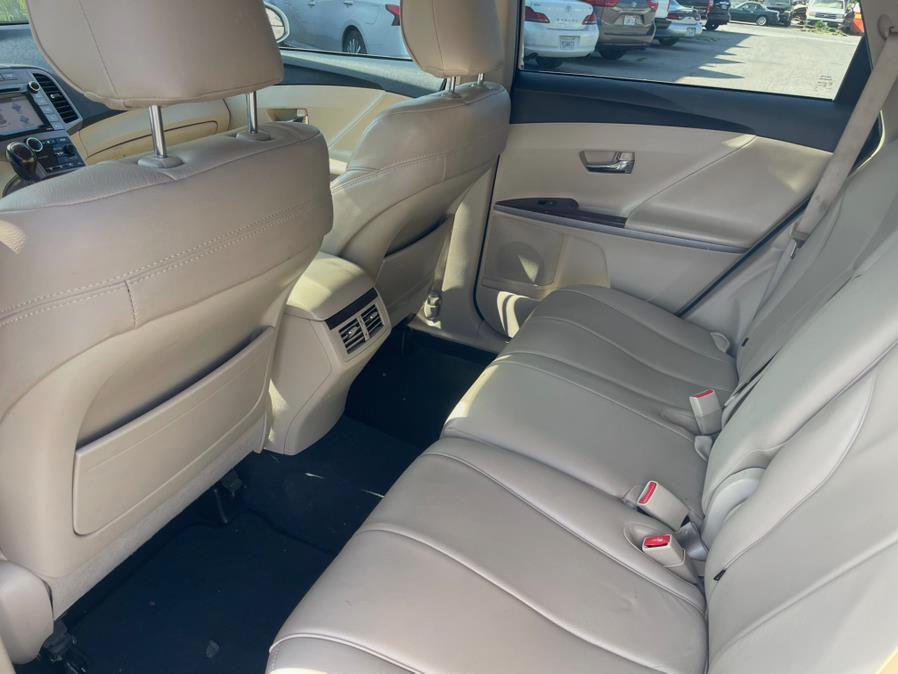 2015 Toyota Venza 4dr Wgn I4 FWD LE (Natl), available for sale in Hawaiian Gardens, California | Luxe Motors. Hawaiian Gardens, California 2015 Toyota Venza 4dr Wgn I4 FWD LE (Natl), available for sale in Hawaiian Gardens, California | Luxe Motors. Hawaiian Gardens, California