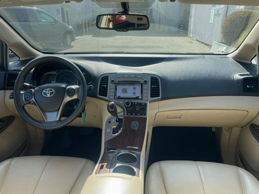 2015 Toyota Venza 4dr Wgn I4 FWD LE (Natl), available for sale in Hawaiian Gardens, California | Luxe Motors. Hawaiian Gardens, California 2015 Toyota Venza 4dr Wgn I4 FWD LE (Natl), available for sale in Hawaiian Gardens, California | Luxe Motors. Hawaiian Gardens, California