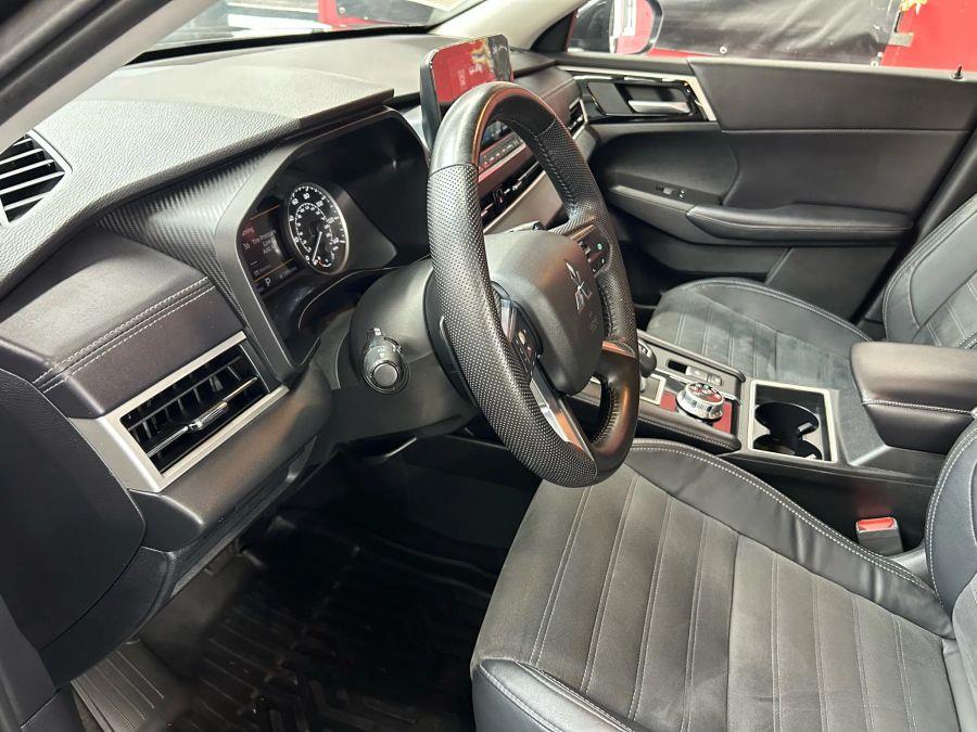 2023 Mitsubishi Outlander SE Sport Utility 4D, available for sale in Garfield, New Jersey | Urban Motors Collection. Garfield, New Jersey 2023 Mitsubishi Outlander SE Sport Utility 4D, available for sale in Garfield, New Jersey | Urban Motors Collection. Garfield, New Jersey