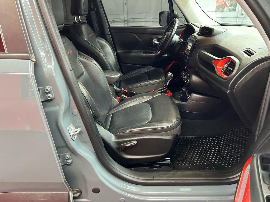 2017 Jeep Renegade Trailhawk Sport Utility 4D, available for sale in Garfield, New Jersey | Urban Motors Collection. Garfield, New Jersey 2017 Jeep Renegade Trailhawk Sport Utility 4D, available for sale in Garfield, New Jersey | Urban Motors Collection. Garfield, New Jersey