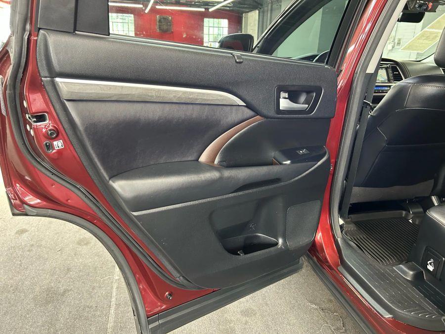 2017 Toyota Highlander Limited Sport Utility 4D, available for sale in Garfield, New Jersey | Urban Motors Collection. Garfield, New Jersey 2017 Toyota Highlander Limited Sport Utility 4D, available for sale in Garfield, New Jersey | Urban Motors Collection. Garfield, New Jersey