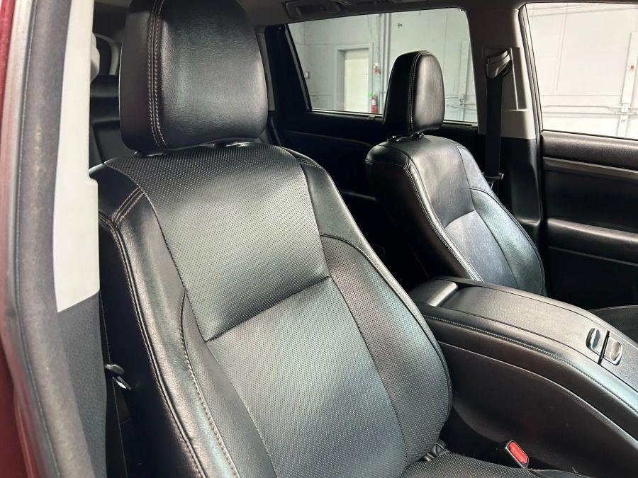 2017 Toyota Highlander Limited Sport Utility 4D, available for sale in Garfield, New Jersey | Urban Motors Collection. Garfield, New Jersey 2017 Toyota Highlander Limited Sport Utility 4D, available for sale in Garfield, New Jersey | Urban Motors Collection. Garfield, New Jersey