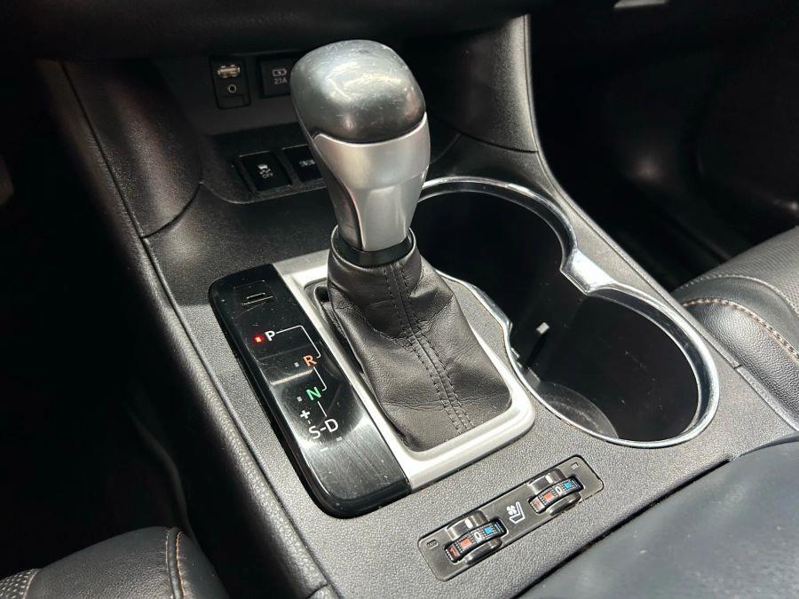 2017 Toyota Highlander Limited Sport Utility 4D, available for sale in Garfield, New Jersey | Urban Motors Collection. Garfield, New Jersey 2017 Toyota Highlander Limited Sport Utility 4D, available for sale in Garfield, New Jersey | Urban Motors Collection. Garfield, New Jersey