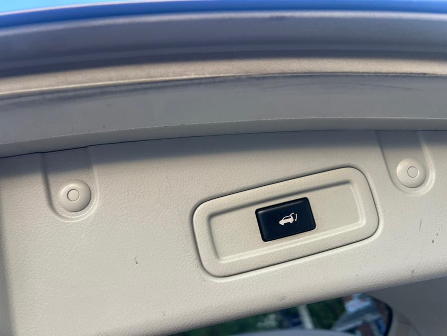 2014 Nissan Murano AWD 4dr S, available for sale in Swansea, Massachusetts | Gas On The Run. Swansea, Massachusetts 2014 Nissan Murano AWD 4dr S, available for sale in Swansea, Massachusetts | Gas On The Run. Swansea, Massachusetts