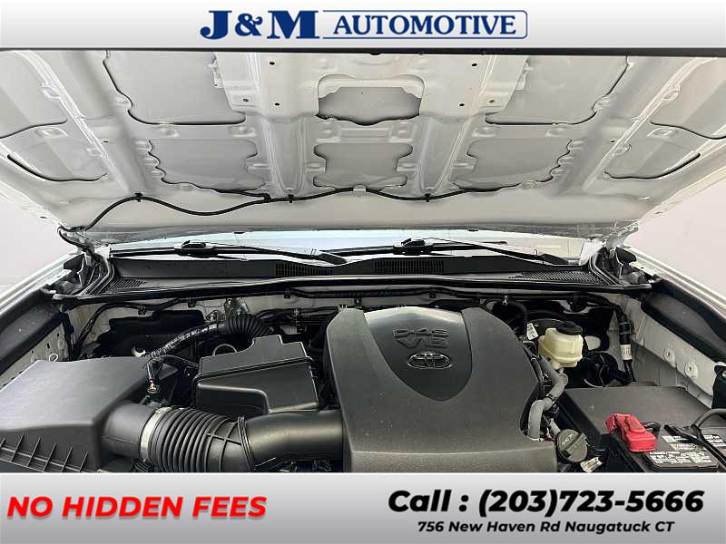 2020 Toyota Tacoma SR5, available for sale in Naugatuck, Connecticut | J&M Automotive Sls&Svc LLC. Naugatuck, Connecticut 2020 Toyota Tacoma SR5, available for sale in Naugatuck, Connecticut | J&M Automotive Sls&Svc LLC. Naugatuck, Connecticut