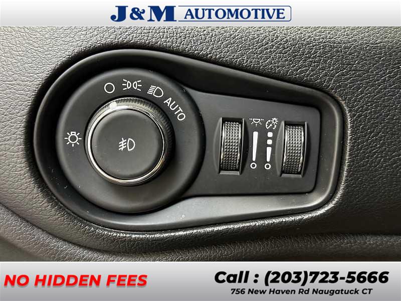 2019 Jeep Renegade Limited, available for sale in Naugatuck, Connecticut | J&M Automotive Sls&Svc LLC. Naugatuck, Connecticut 2019 Jeep Renegade Limited, available for sale in Naugatuck, Connecticut | J&M Automotive Sls&Svc LLC. Naugatuck, Connecticut