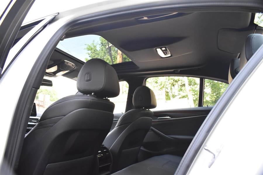 2022 BMW 5 Series 530i xDrive AWD 4dr Sedan, available for sale in Great Neck, New York | Camy Cars. Great Neck, New York 2022 BMW 5 Series 530i xDrive AWD 4dr Sedan, available for sale in Great Neck, New York | Camy Cars. Great Neck, New York