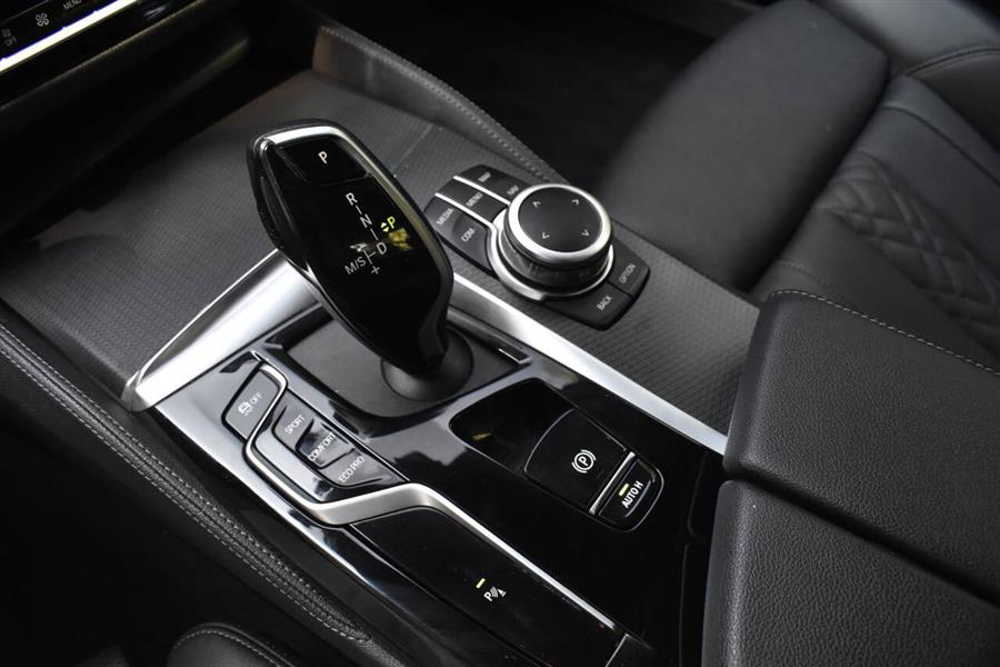 2022 BMW 5 Series 530i xDrive AWD 4dr Sedan, available for sale in Great Neck, New York | Camy Cars. Great Neck, New York 2022 BMW 5 Series 530i xDrive AWD 4dr Sedan, available for sale in Great Neck, New York | Camy Cars. Great Neck, New York