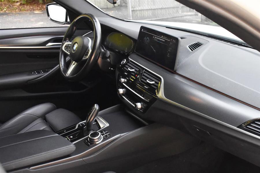 2022 BMW 5 Series 530i xDrive AWD 4dr Sedan, available for sale in Great Neck, New York | Camy Cars. Great Neck, New York 2022 BMW 5 Series 530i xDrive AWD 4dr Sedan, available for sale in Great Neck, New York | Camy Cars. Great Neck, New York