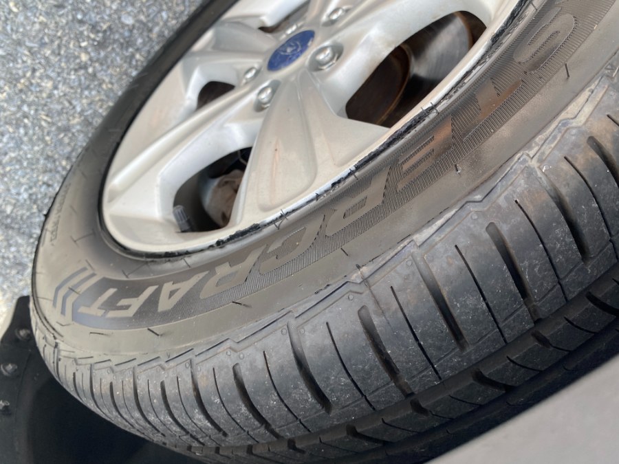 2014 Ford Escape FWD 4dr SE, available for sale in Bethlehem, Pennsylvania | Best Auto Deals LLC. Bethlehem, Pennsylvania 2014 Ford Escape FWD 4dr SE, available for sale in Bethlehem, Pennsylvania | Best Auto Deals LLC. Bethlehem, Pennsylvania