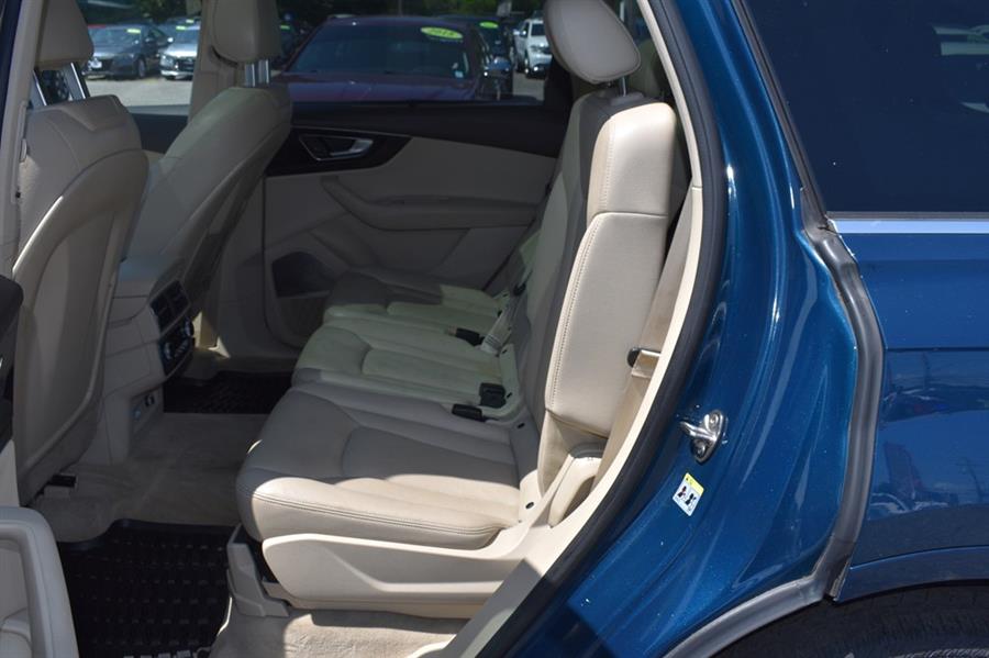 2019 Audi Q7 PRESTIGE, available for sale in Patchogue, New York | 112 Auto Plaza. Patchogue, New York 2019 Audi Q7 PRESTIGE, available for sale in Patchogue, New York | 112 Auto Plaza. Patchogue, New York