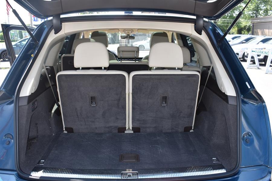 2019 Audi Q7 PRESTIGE, available for sale in Patchogue, New York | 112 Auto Plaza. Patchogue, New York 2019 Audi Q7 PRESTIGE, available for sale in Patchogue, New York | 112 Auto Plaza. Patchogue, New York