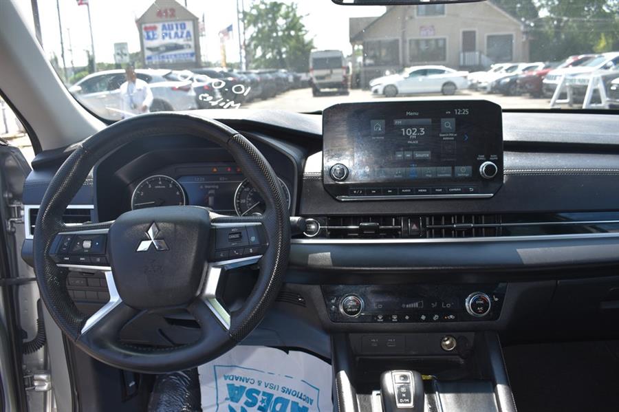 2023 Mitsubishi Outlander SE, available for sale in Patchogue, New York | 112 Auto Plaza. Patchogue, New York 2023 Mitsubishi Outlander SE, available for sale in Patchogue, New York | 112 Auto Plaza. Patchogue, New York