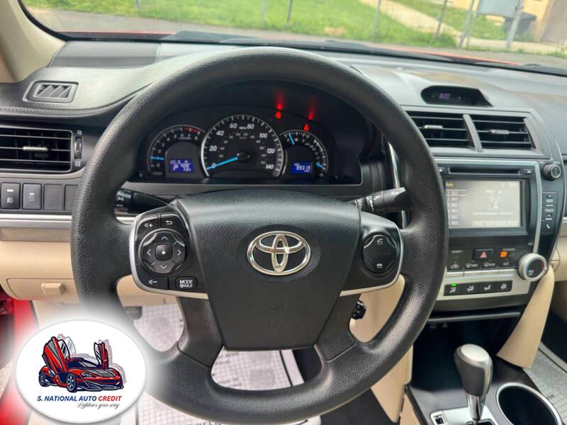 2013 Toyota Camry 4dr Sdn I4 Auto LE (Natl), available for sale in Meriden, Connecticut | Sandra Auto Broker LLC. Meriden, Connecticut 2013 Toyota Camry 4dr Sdn I4 Auto LE (Natl), available for sale in Meriden, Connecticut | Sandra Auto Broker LLC. Meriden, Connecticut