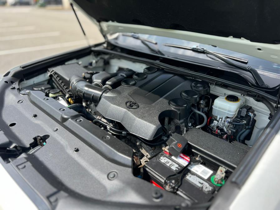 2016 Toyota 4Runner 4WD 4dr V6 Limited (Natl), available for sale in Paterson, New Jersey | Speedway Motors LLC. Paterson, New Jersey 2016 Toyota 4Runner 4WD 4dr V6 Limited (Natl), available for sale in Paterson, New Jersey | Speedway Motors LLC. Paterson, New Jersey