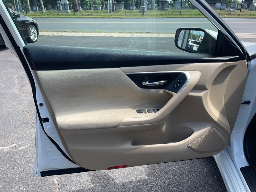 2015 Nissan Altima 4dr Sdn I4 2.5 SV, available for sale in Bloomfield, Connecticut | AXA Car Sales and Repair LLC. Bloomfield, Connecticut 2015 Nissan Altima 4dr Sdn I4 2.5 SV, available for sale in Bloomfield, Connecticut | AXA Car Sales and Repair LLC. Bloomfield, Connecticut