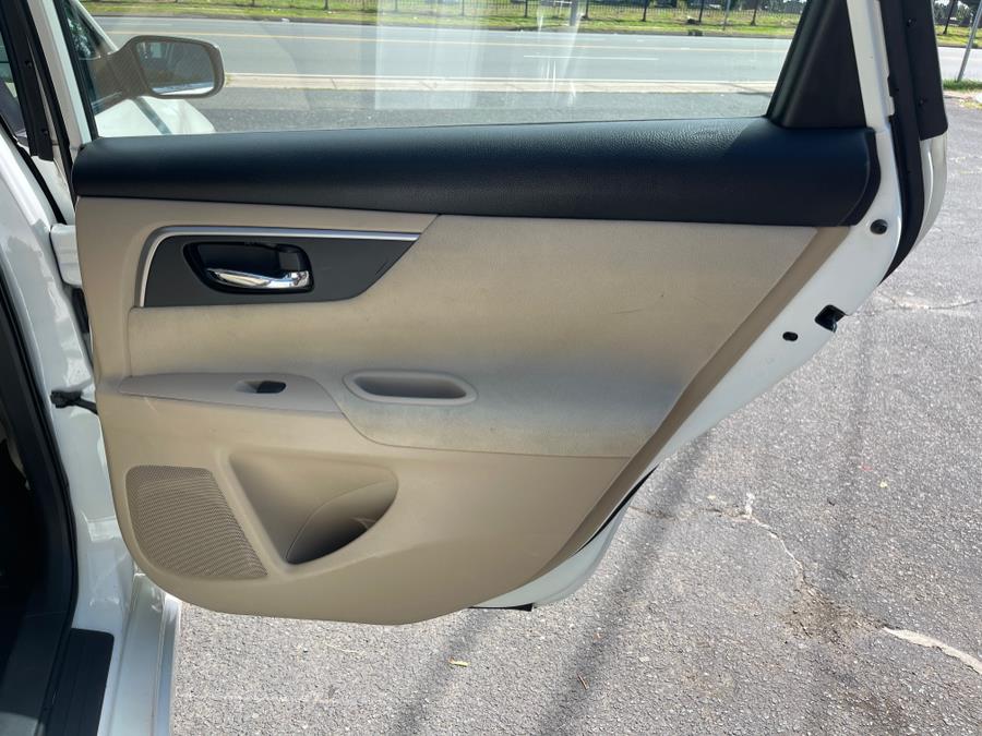 2015 Nissan Altima 4dr Sdn I4 2.5 SV, available for sale in Bloomfield, Connecticut | AXA Car Sales and Repair LLC. Bloomfield, Connecticut 2015 Nissan Altima 4dr Sdn I4 2.5 SV, available for sale in Bloomfield, Connecticut | AXA Car Sales and Repair LLC. Bloomfield, Connecticut