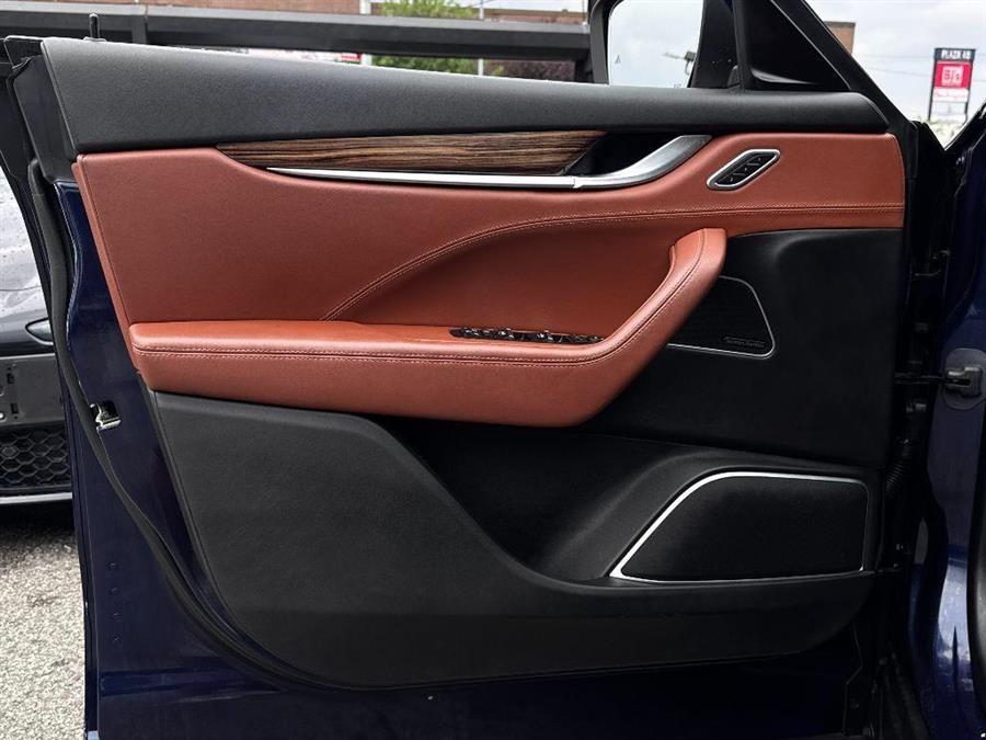 2018 Maserati Levante S GranLusso, available for sale in Woodside, New York | Drive Central. Woodside, New York 2018 Maserati Levante S GranLusso, available for sale in Woodside, New York | Drive Central. Woodside, New York