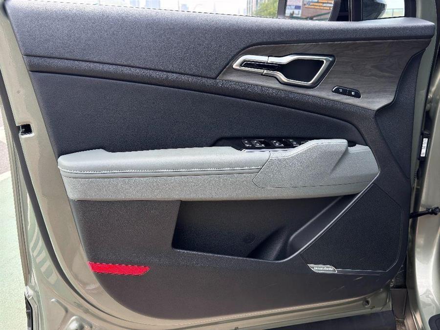 2025 Kia Sportage Plug-in Hybrid X-Line Prestige, available for sale in Woodside, New York | Drive Central. Woodside, New York 2025 Kia Sportage Plug-in Hybrid X-Line Prestige, available for sale in Woodside, New York | Drive Central. Woodside, New York