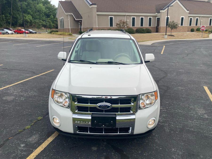 2009 Ford Escape Limited Sport Utility 4D, available for sale in Wolcott, New York | Auto Hunter CNY. Wolcott, New York 2009 Ford Escape Limited Sport Utility 4D, available for sale in Wolcott, New York | Auto Hunter CNY. Wolcott, New York