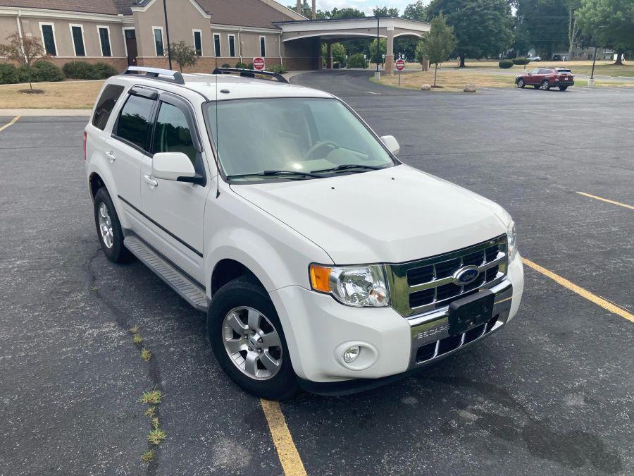 2009 Ford Escape Limited Sport Utility 4D, available for sale in Wolcott, New York | Auto Hunter CNY. Wolcott, New York 2009 Ford Escape Limited Sport Utility 4D, available for sale in Wolcott, New York | Auto Hunter CNY. Wolcott, New York