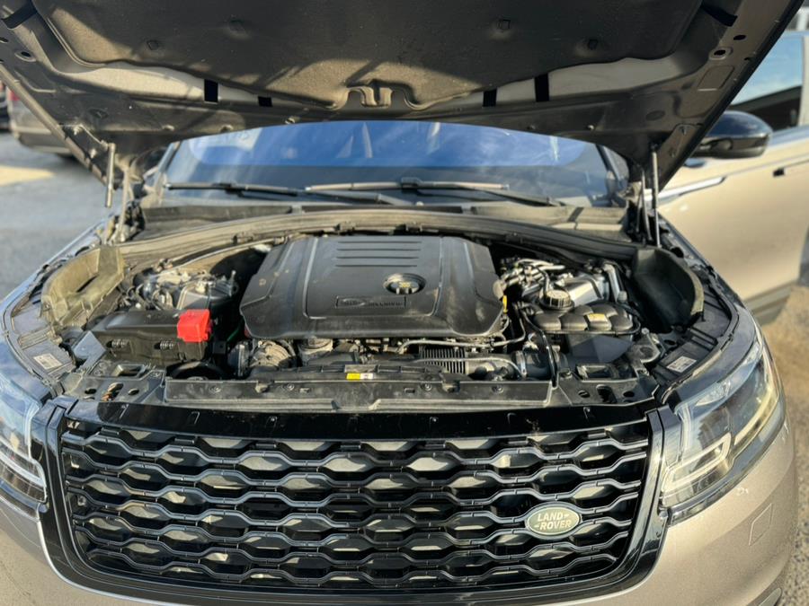 2018 Land Rover Range Rover Velar D180 S, available for sale in Hempstead, New York | VIP Auto Credit Express. Hempstead, New York 2018 Land Rover Range Rover Velar D180 S, available for sale in Hempstead, New York | VIP Auto Credit Express. Hempstead, New York