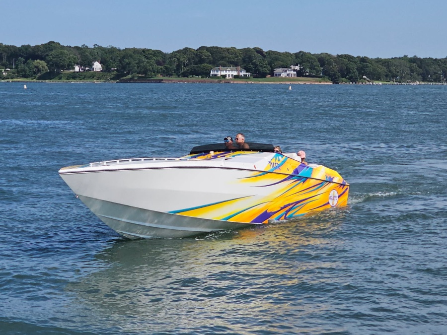 2002 Cigarette Tiger 42 feeet, available for sale in Waterbury, Connecticut | Jim Juliani Motors. Waterbury, Connecticut 2002 Cigarette Tiger 42 feeet, available for sale in Waterbury, Connecticut | Jim Juliani Motors. Waterbury, Connecticut