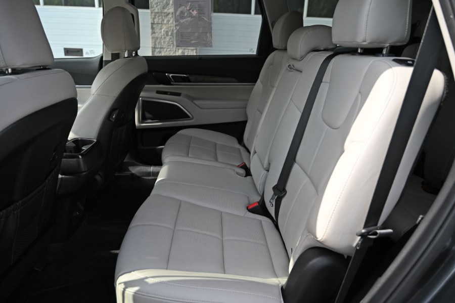 2020 Kia Telluride EX AWD, available for sale in Waterbury, Connecticut | Highline Car Connection. Waterbury, Connecticut 2020 Kia Telluride EX AWD, available for sale in Waterbury, Connecticut | Highline Car Connection. Waterbury, Connecticut